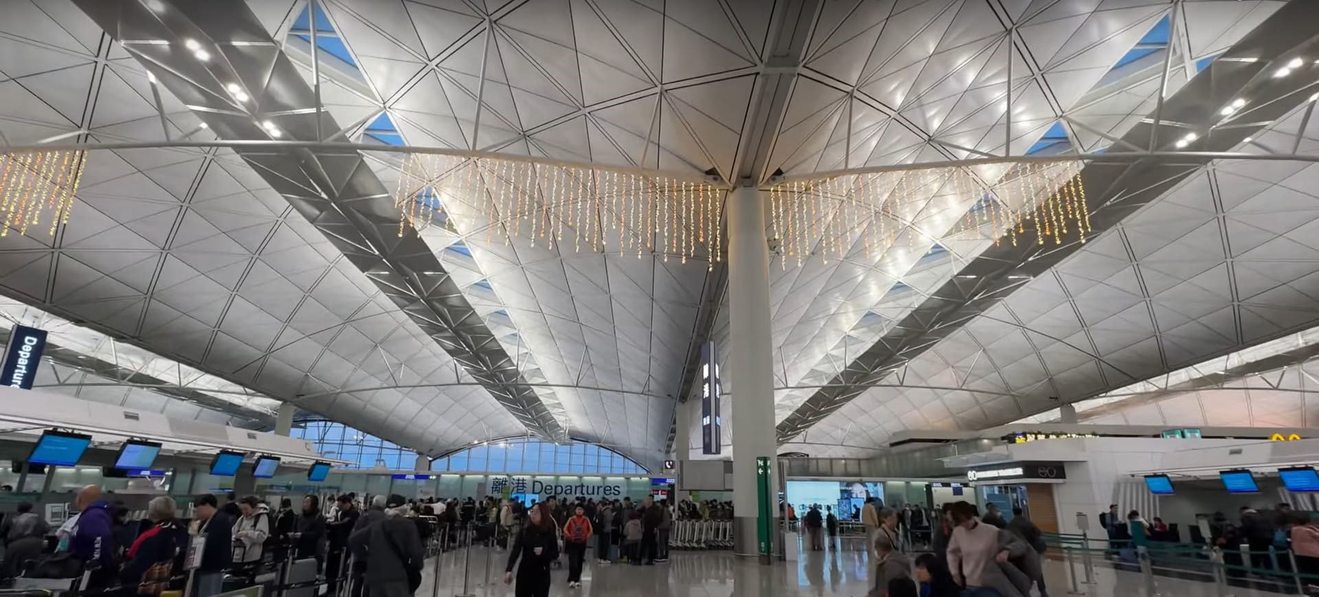 cho-tai-khu-vuc-len-may-bay-san-bay-hong-kong