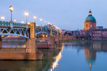 Vé máy bay đi Toulouse giá rẻ